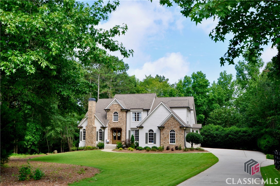 1070 Lexington Court Property Photo 1