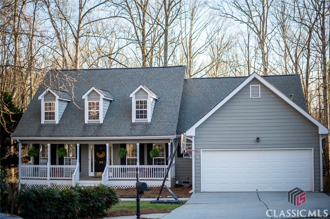 942 Harvest Lane Property Photo 1