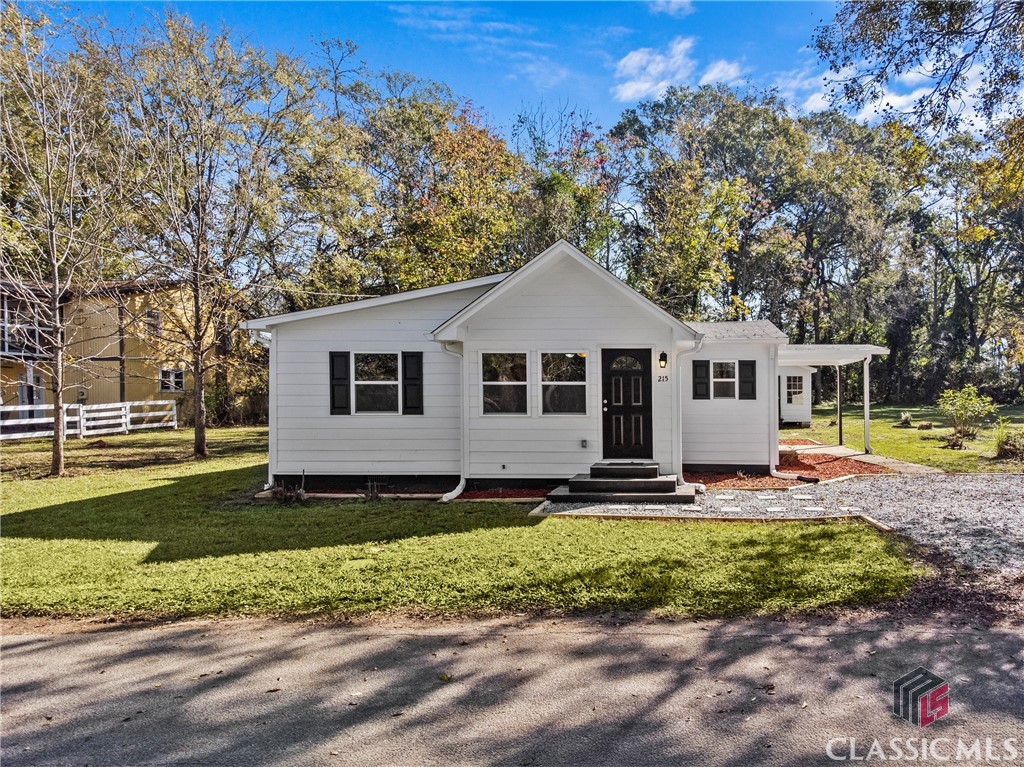 215 Hunter Street Property Photo 1