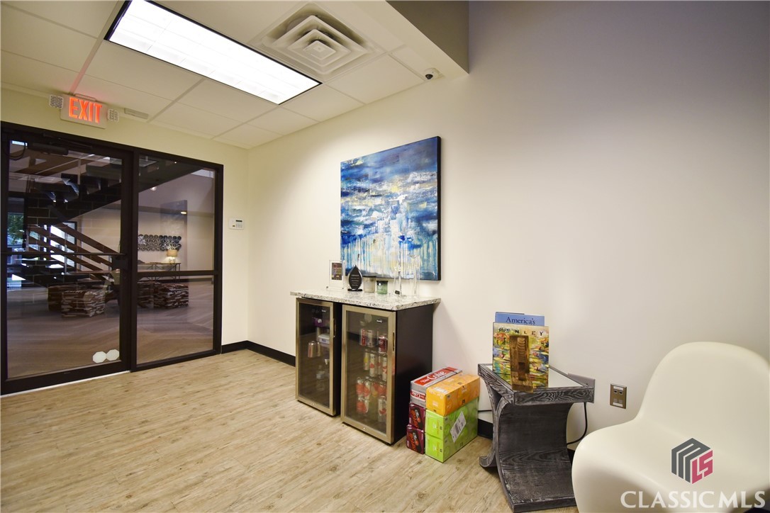824 S Milledge S Avenue Property Photo 10