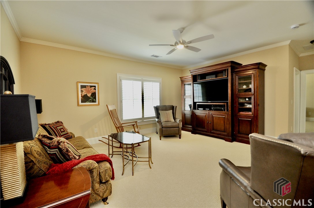 2810 Kestrel Drive Property Photo 28