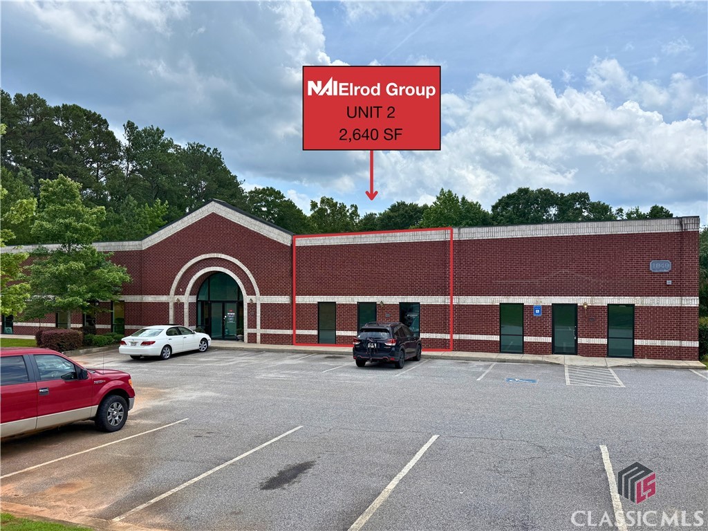 1040 Commerce Court Property Photo 1