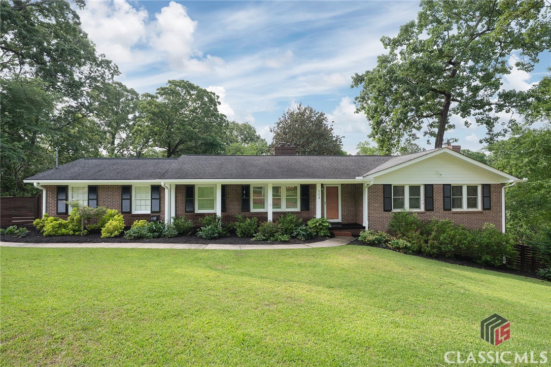 504 Lullwater Road Property Photo 1