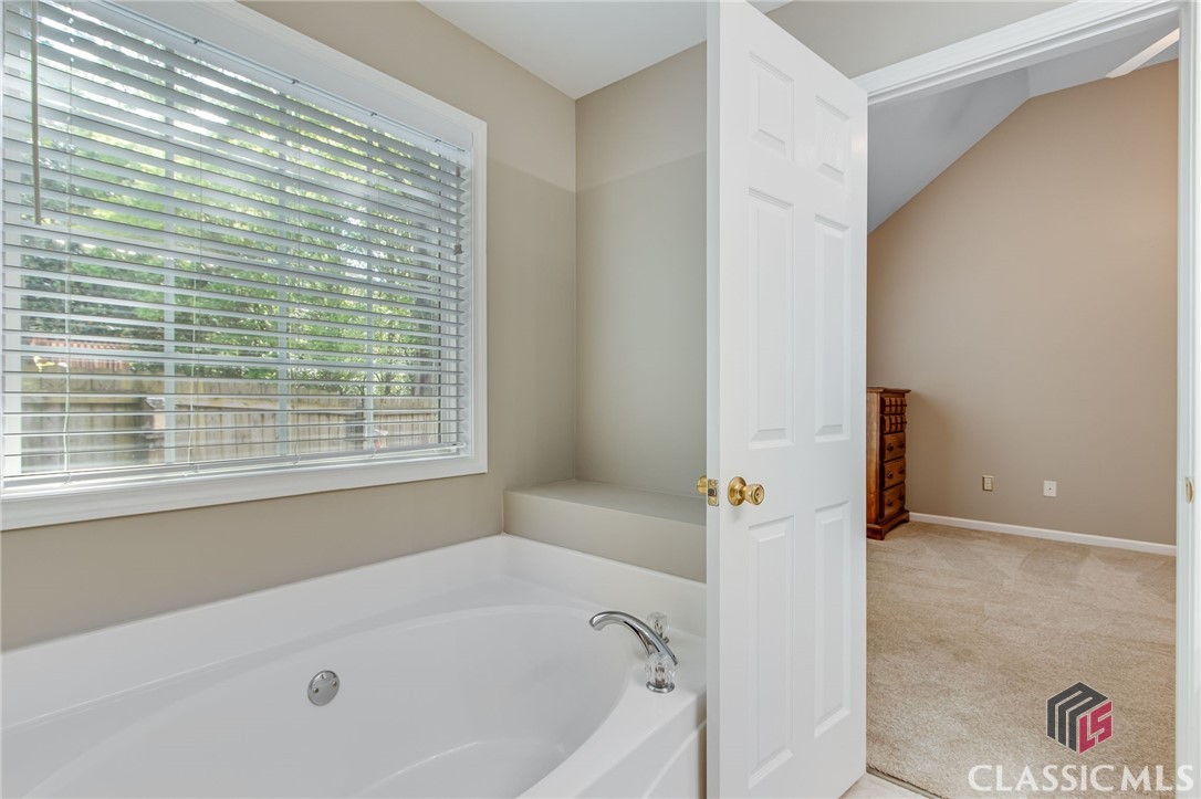 141 Cedar Rock Trace Property Photo 28