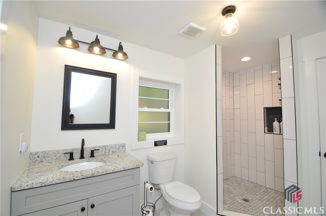 225 Sherwood Drive Property Photo 28