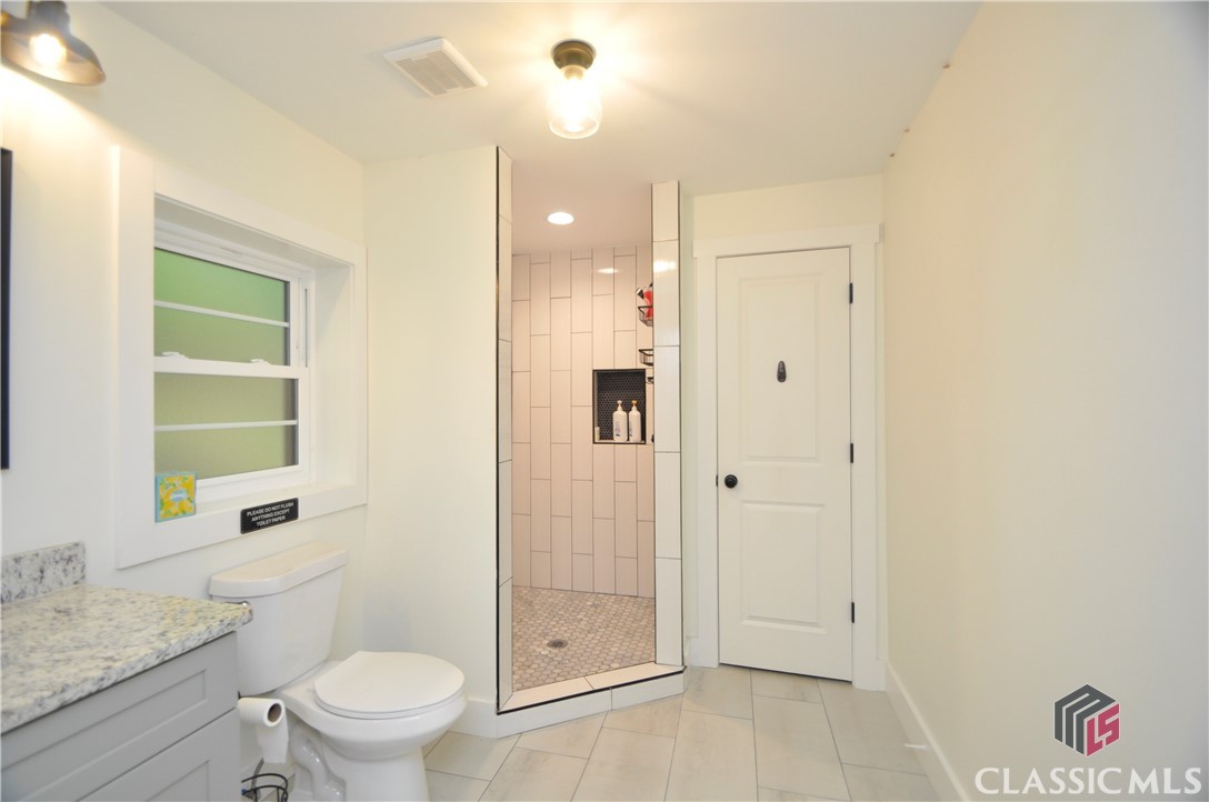 225 Sherwood Drive Property Photo 30