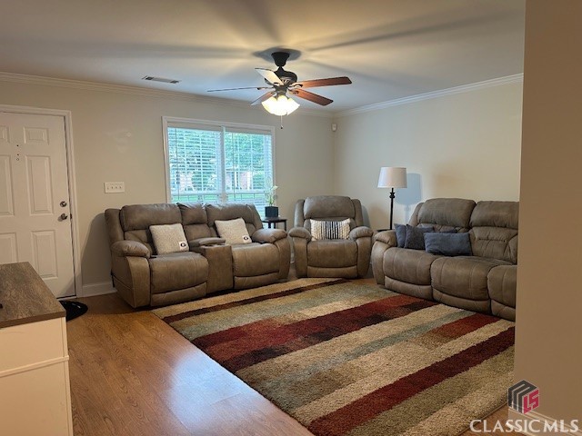 245 Logmont Trace Property Photo 4