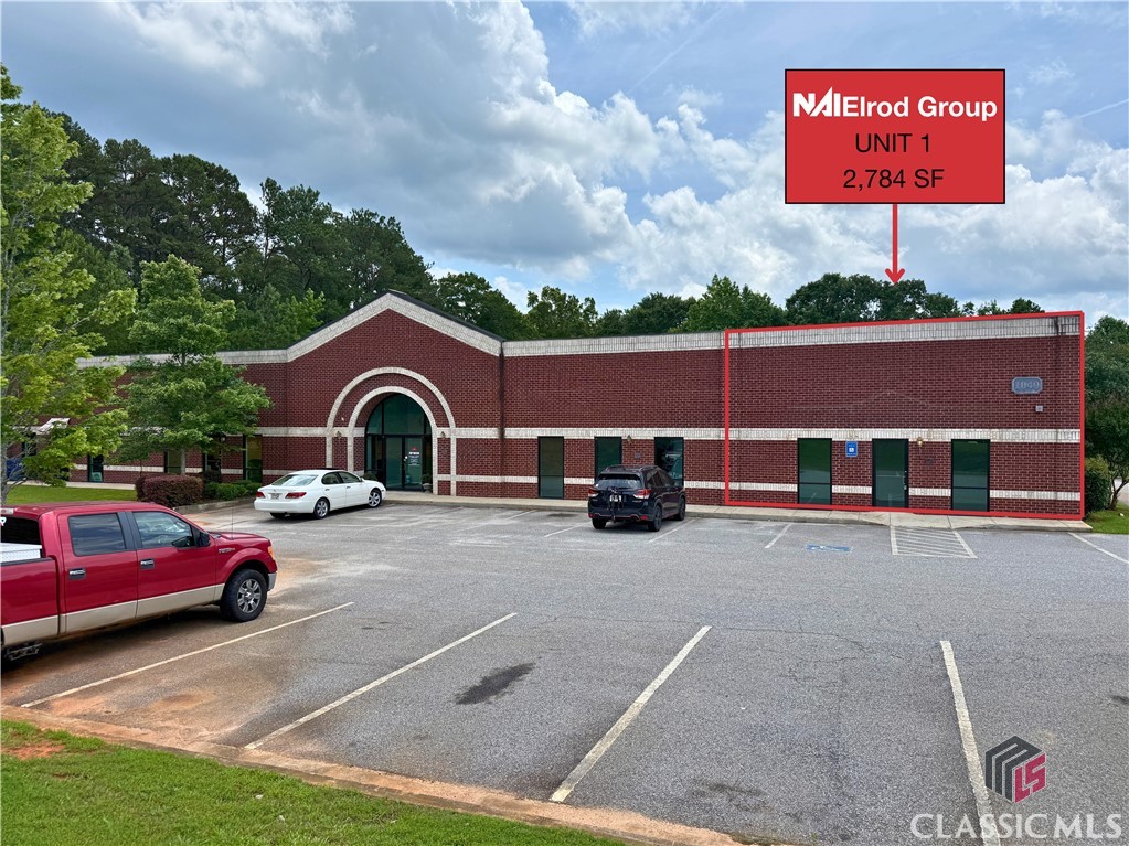1040 Commerce Court Property Photo 1
