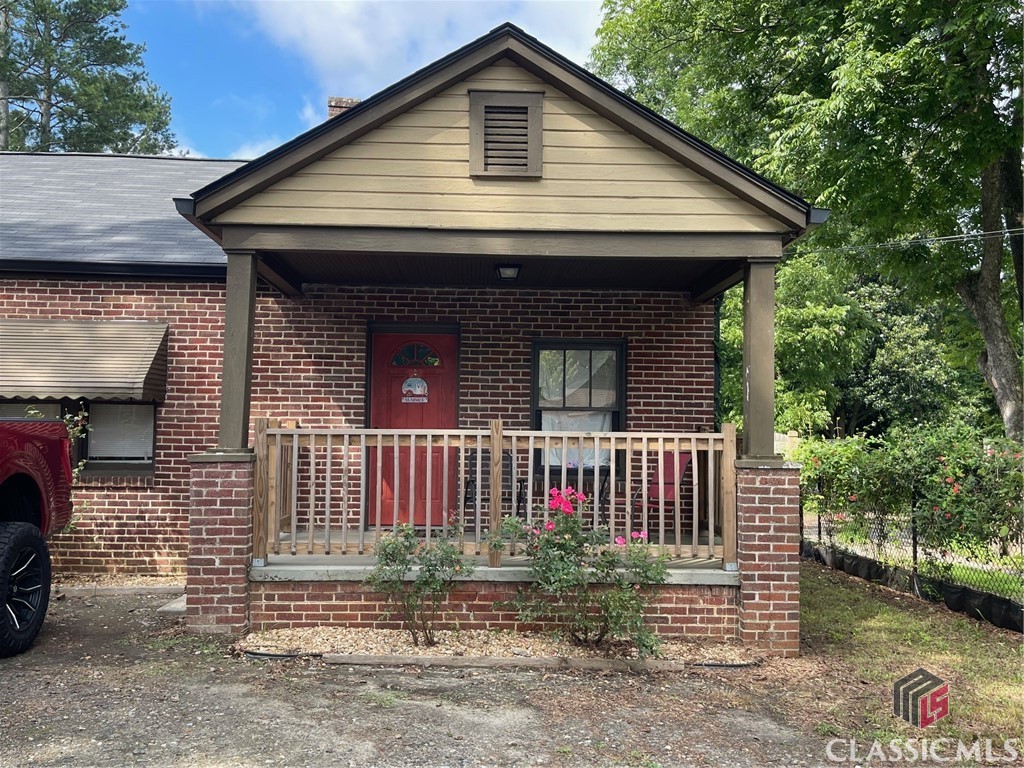 49 New E Street Property Photo 2