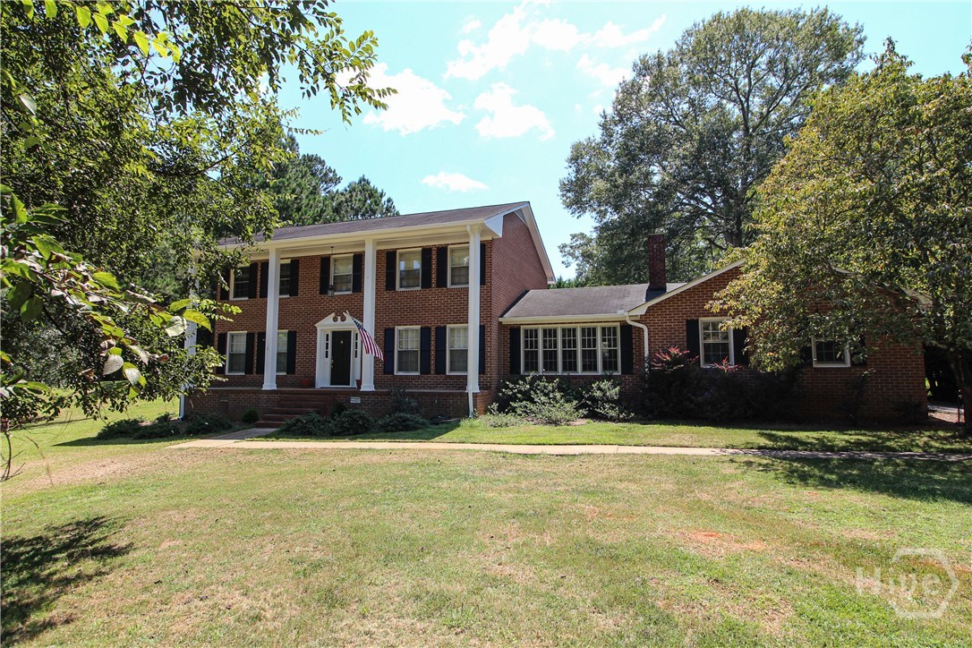 205 Robin Road Property Photo 1