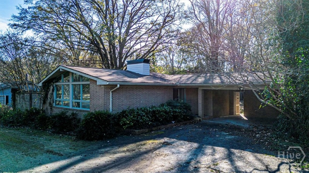 789 Glenn Carrie Road Property Photo 1