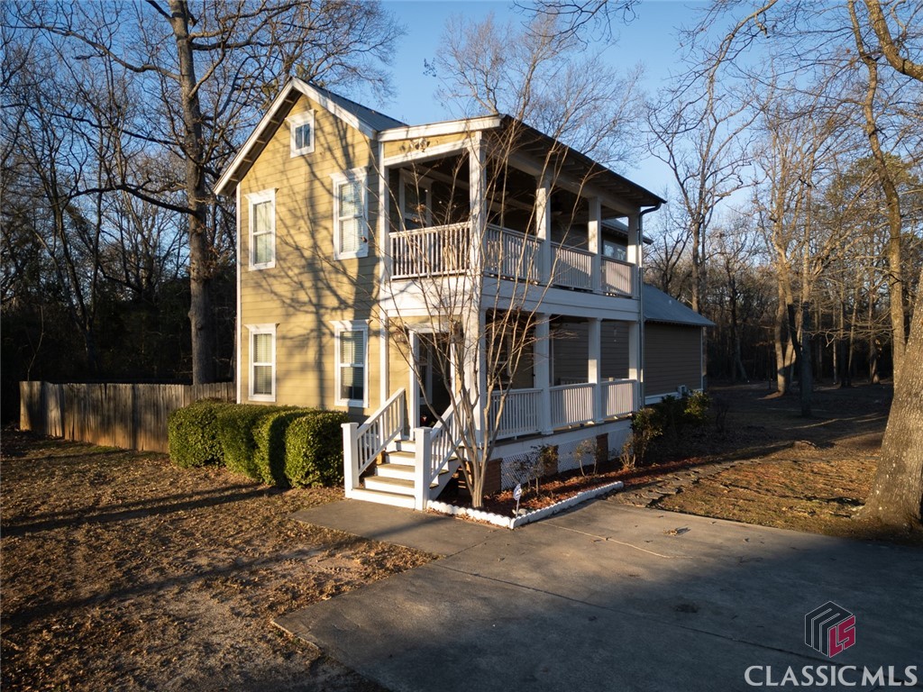 60 Live Oak Lane Property Photo 2