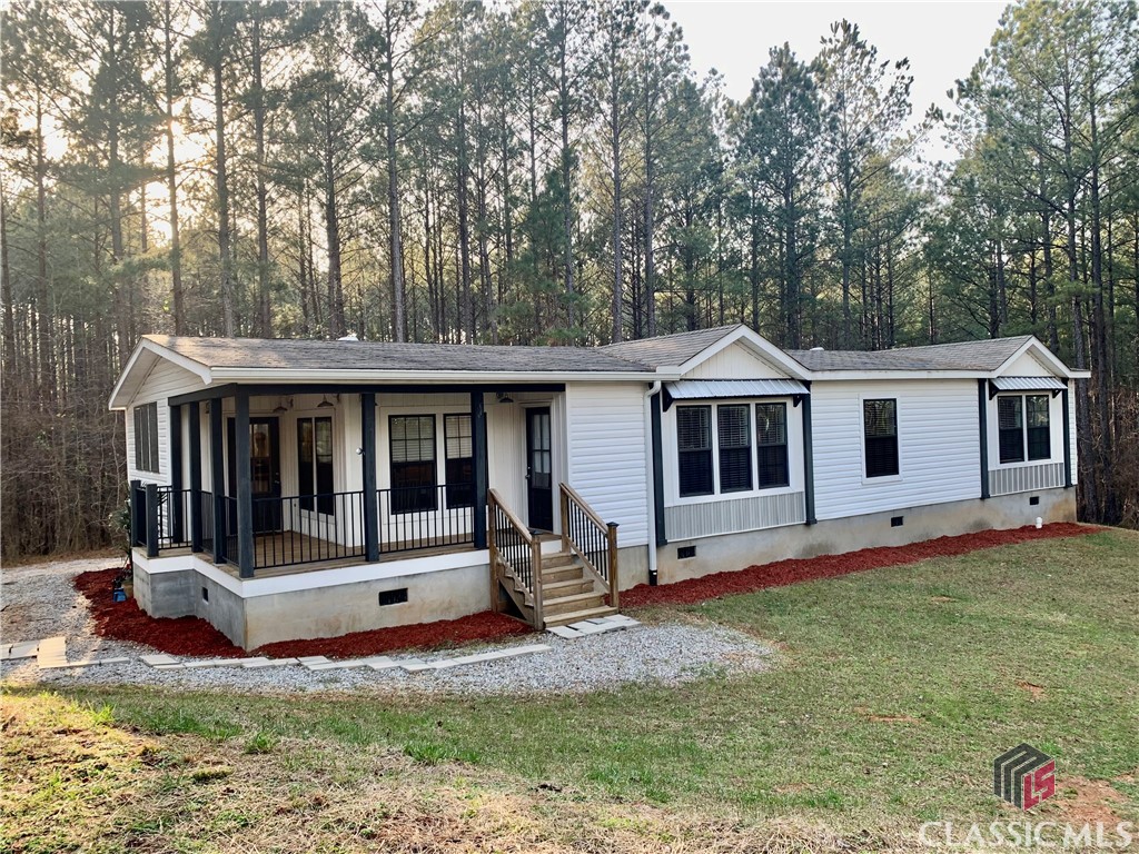 941 Wesley Chapel Road Property Photo 1