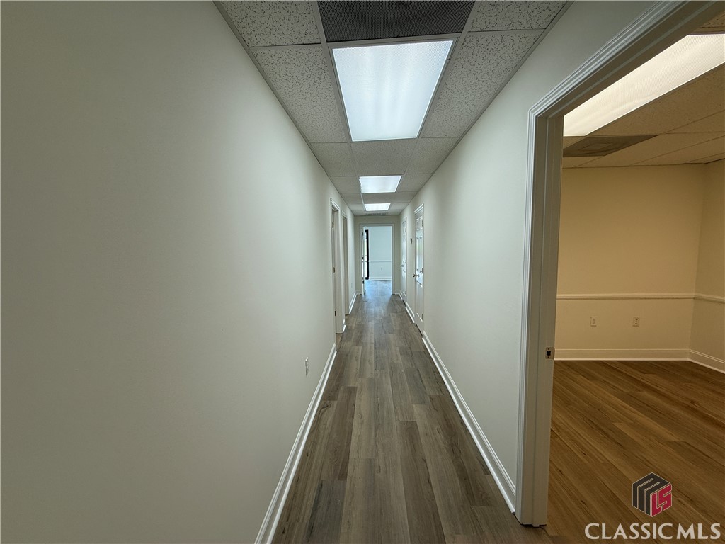 1040 Commerce Court Property Photo 9