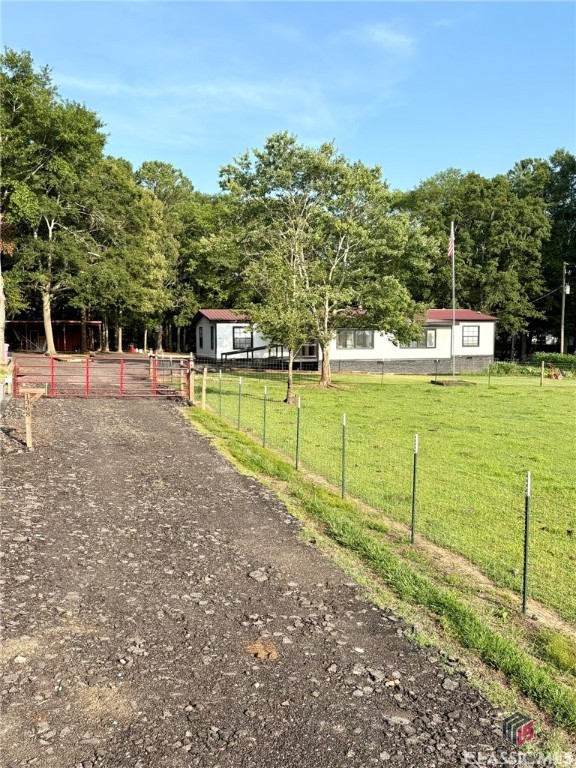 1368 Jot Em Down Road Property Photo 1