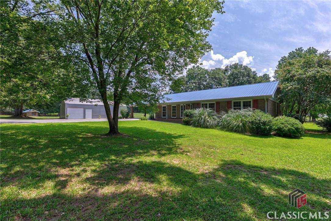 1131 Treadwell Bridge Road Property Photo 4