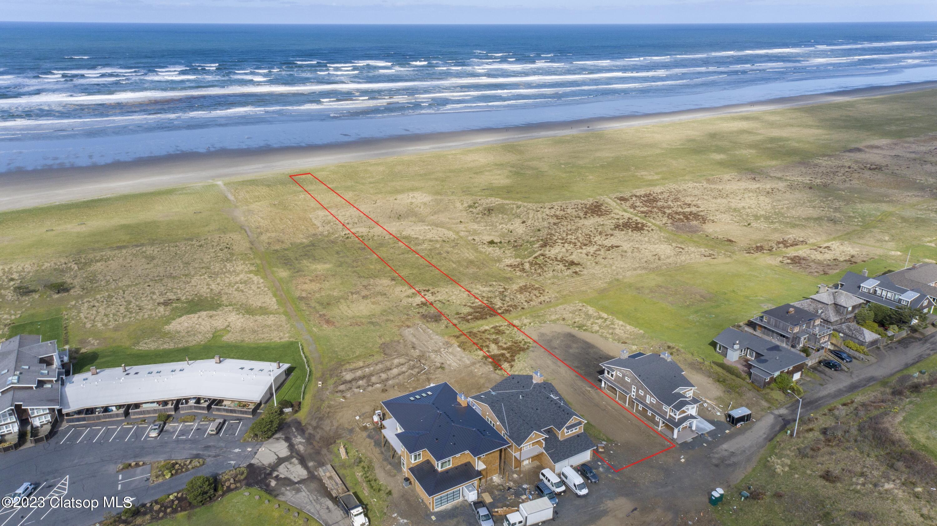 1396 N Ocean Avenue Property Photo 4