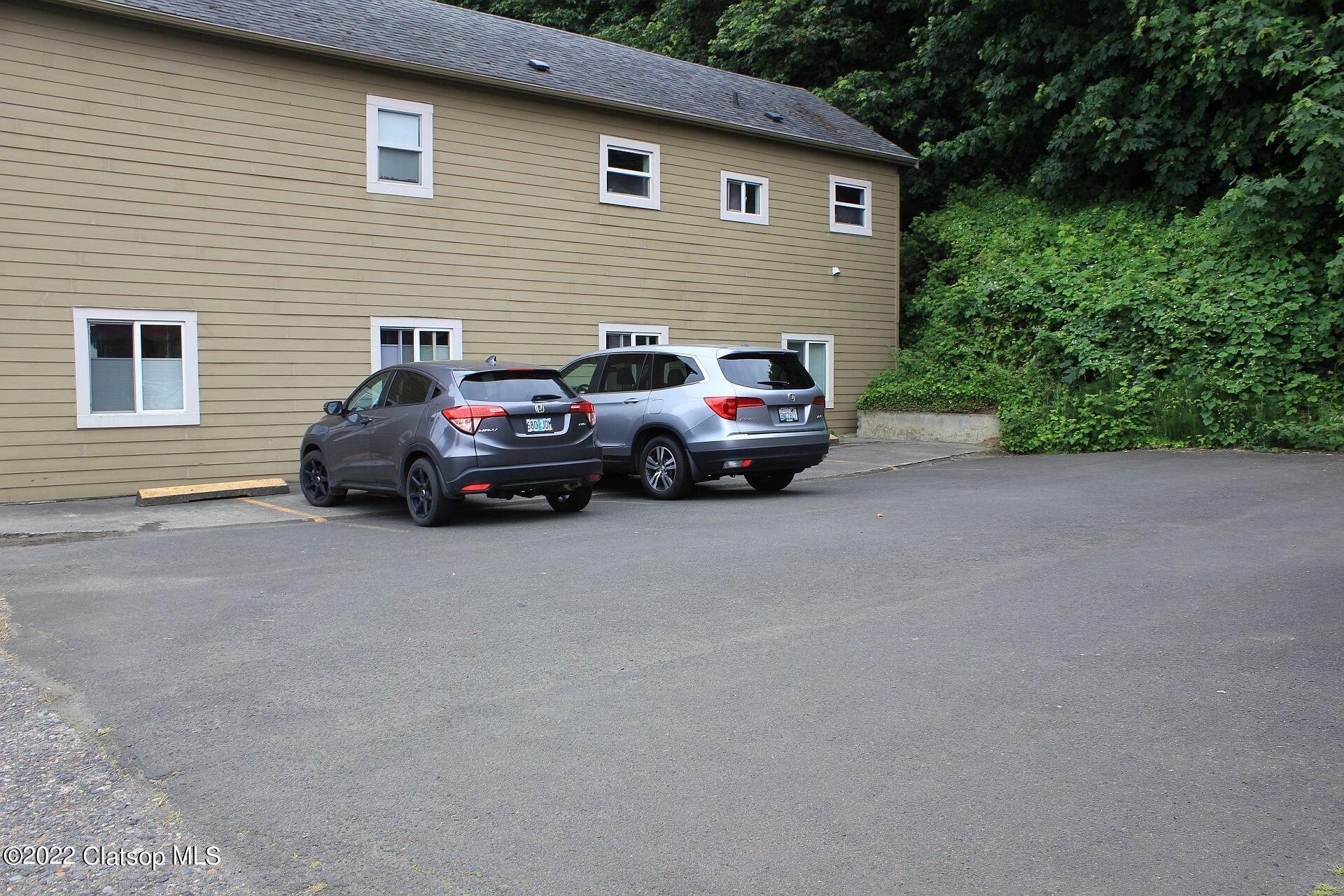 2703 Marine Drive Property Photo 18