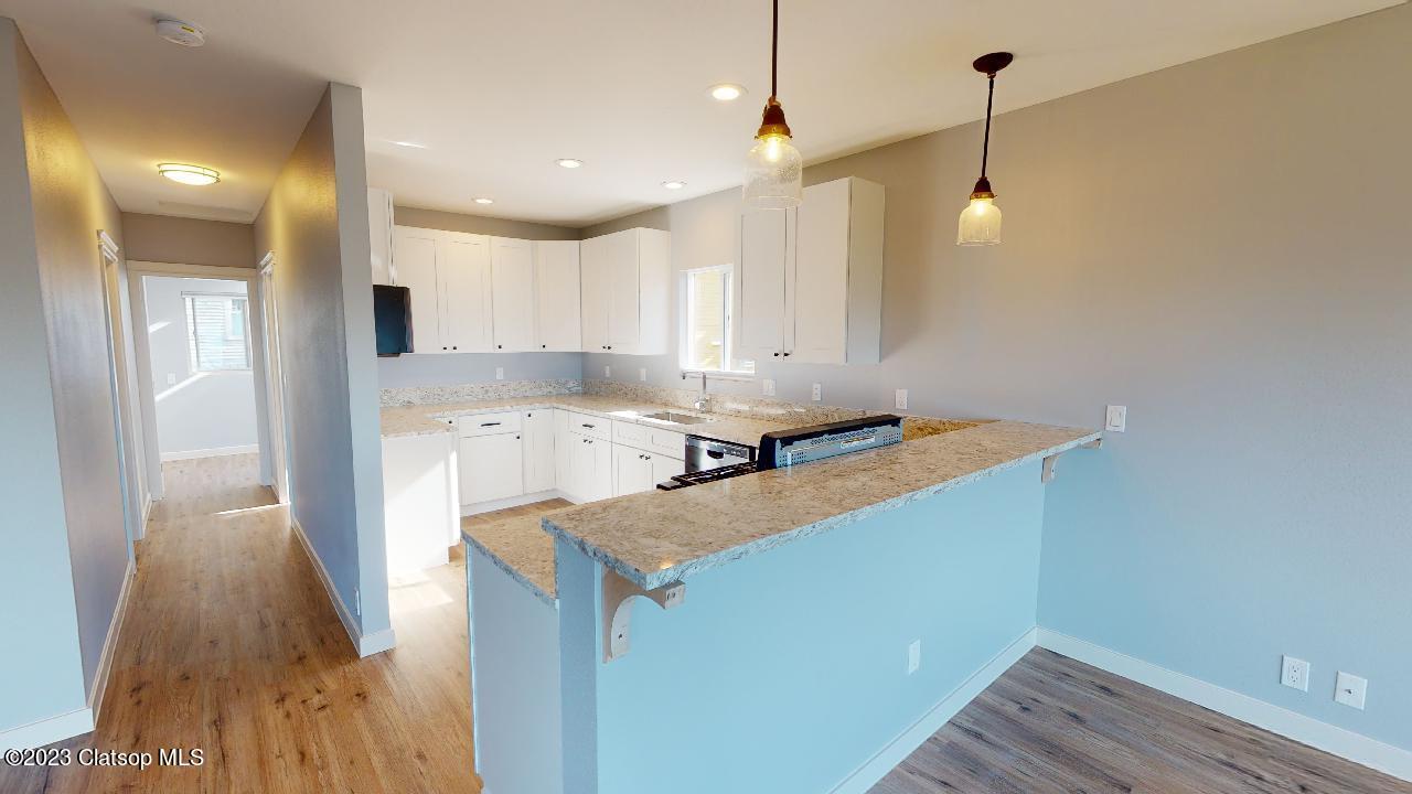 2699 Grand Avenue Property Photo 4