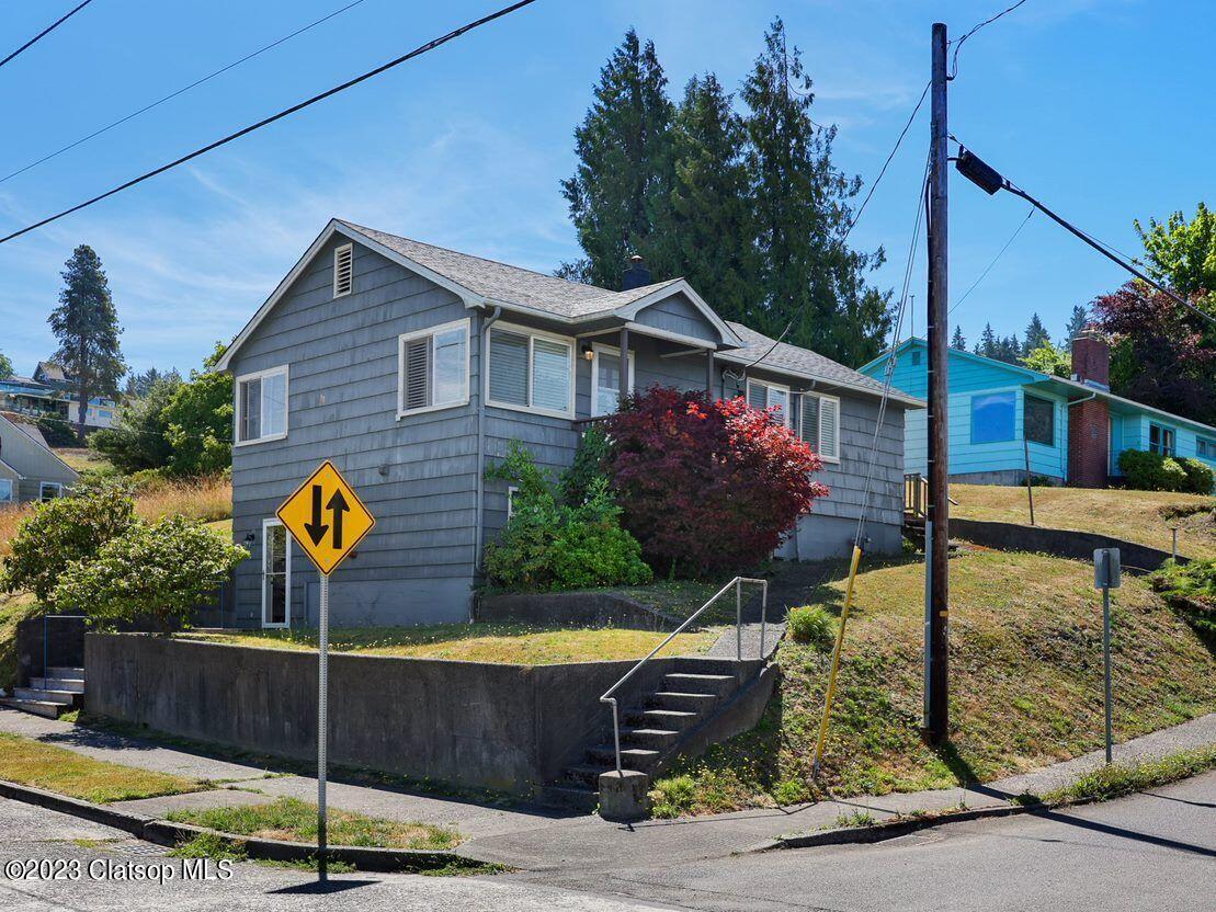 3307 Franklin Avenue Property Photo 1
