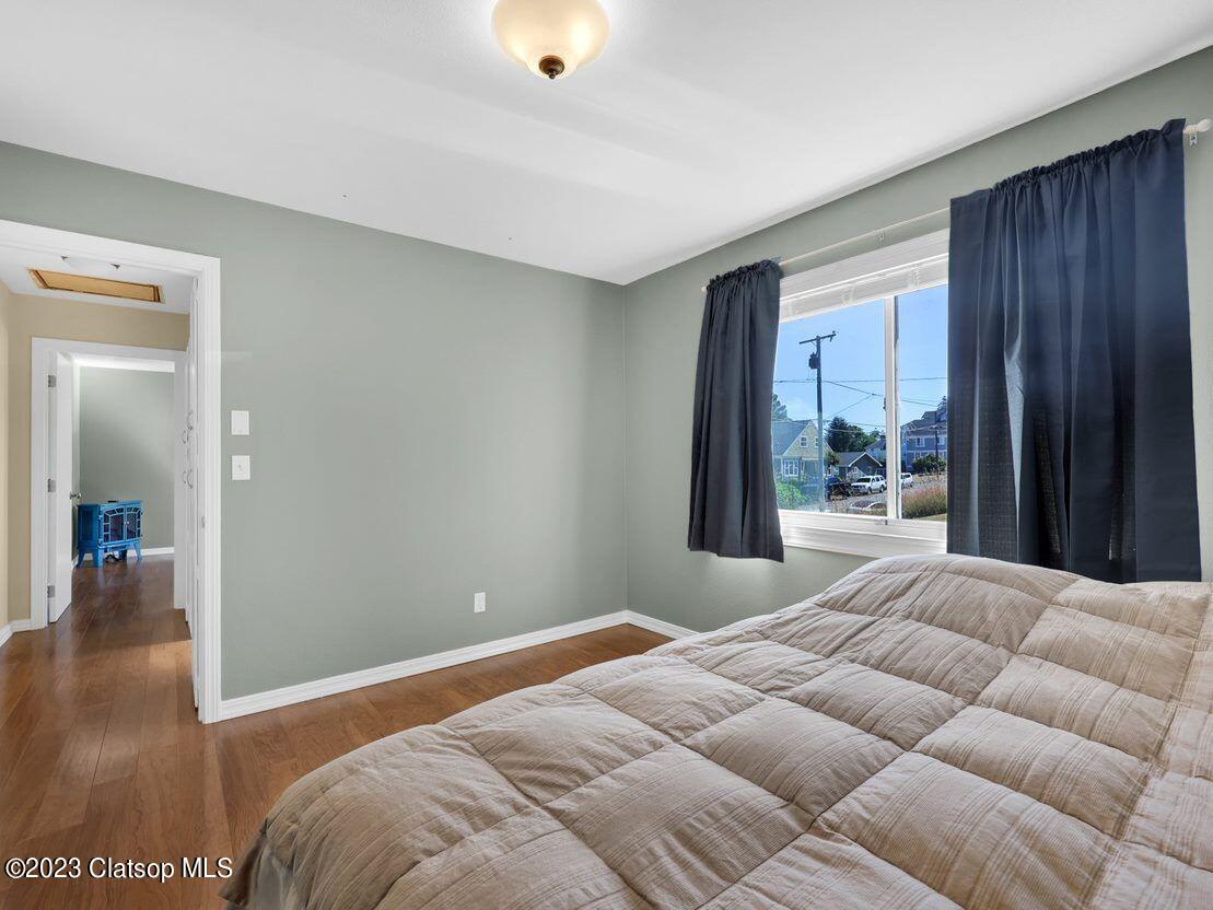 3307 Franklin Avenue Property Photo 17