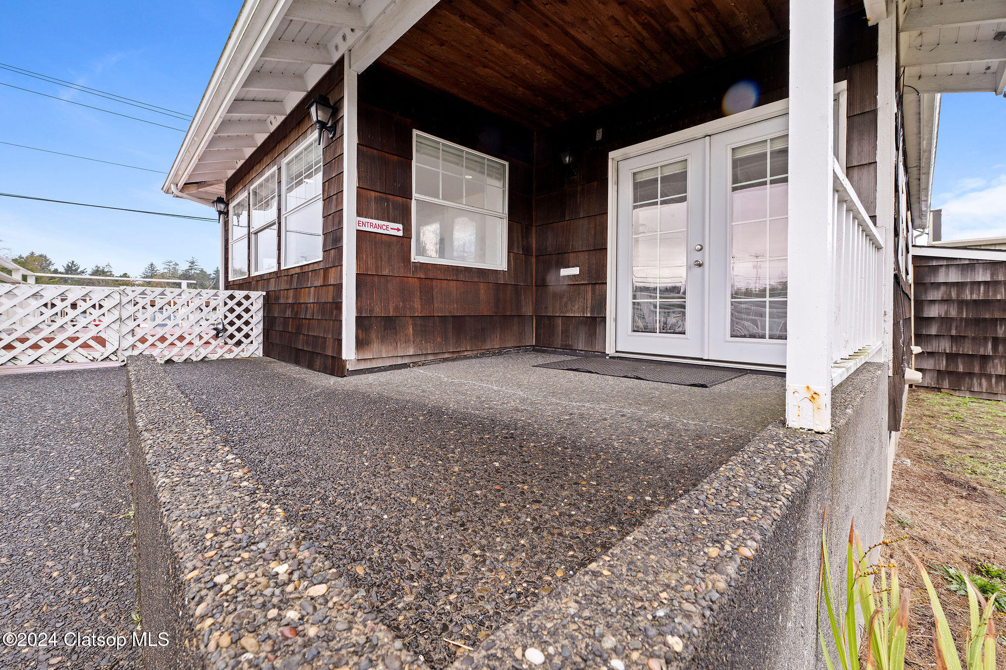 3447 N Hwy 101 Property Photo 3