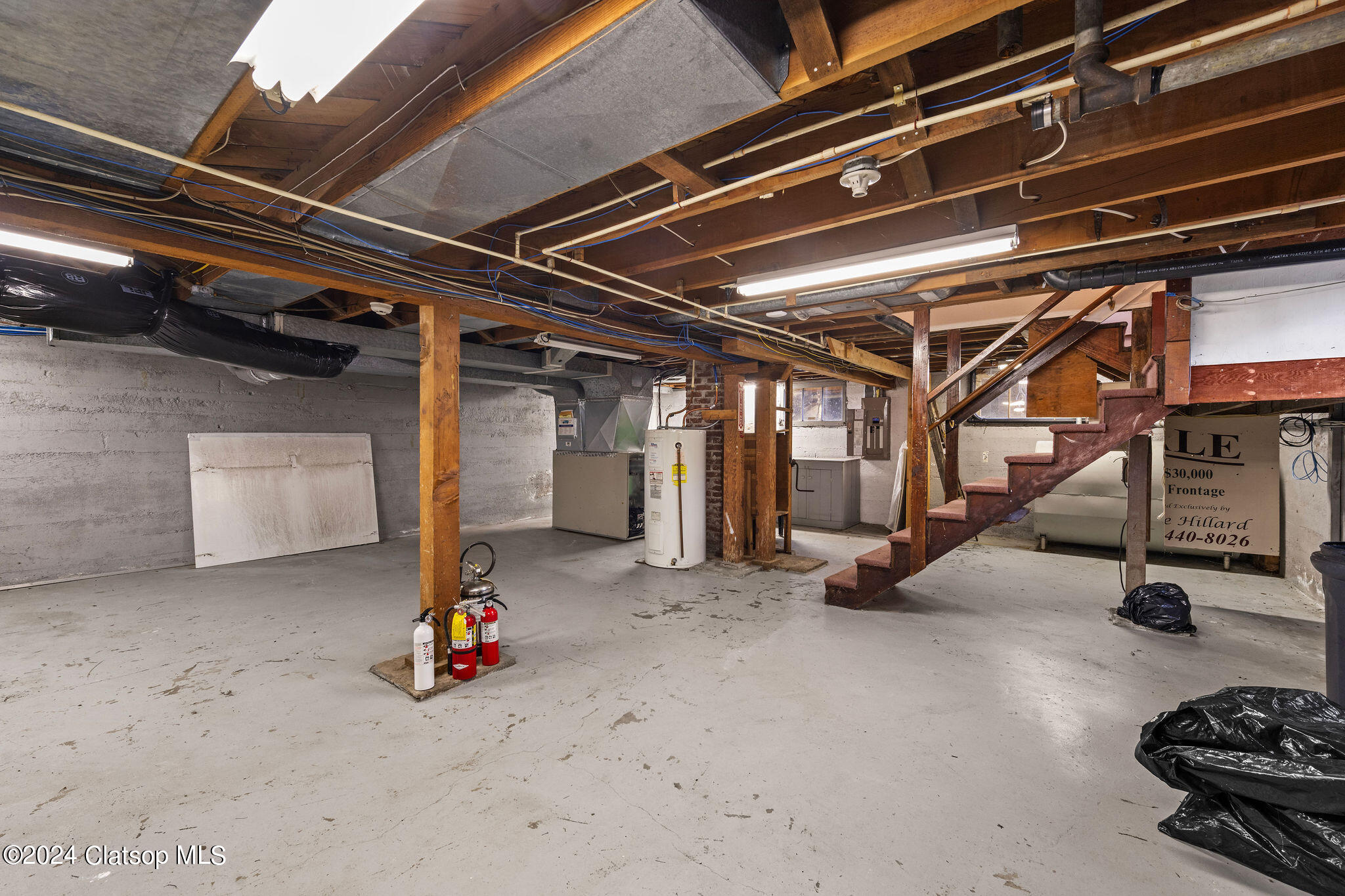 3447 N Hwy 101 Property Photo 24