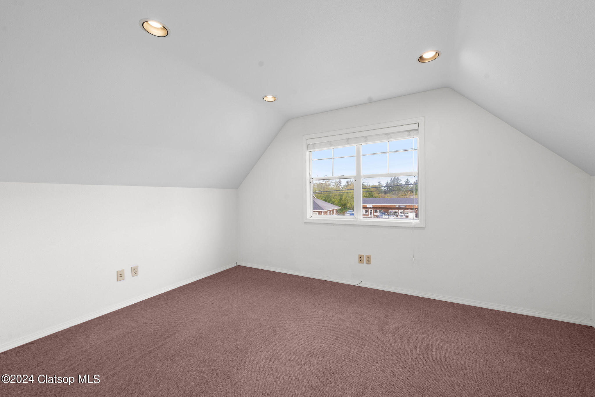 3447 N Hwy 101 Property Photo 36