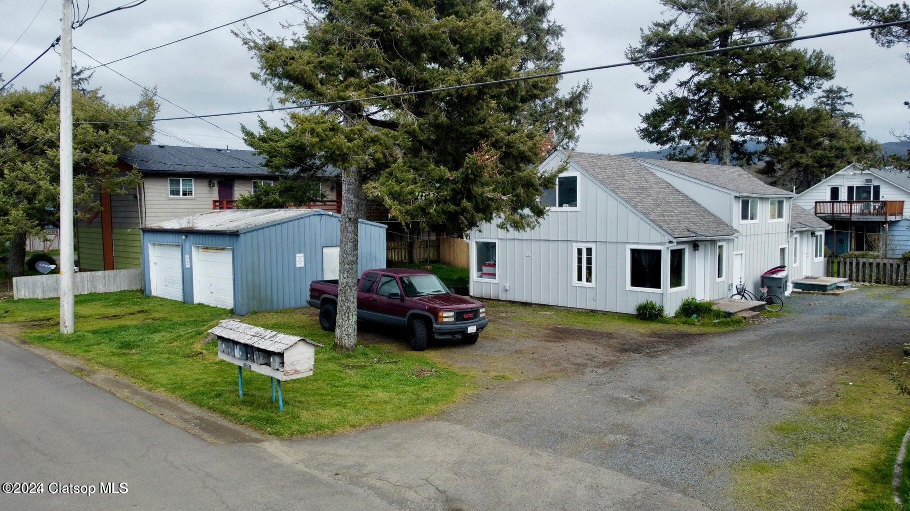 2149 S Edgewood Street Property Photo 1