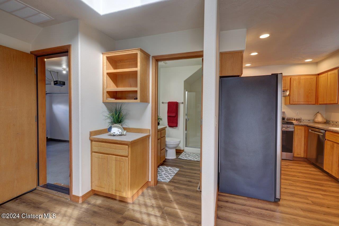 307 Avenue C Property Photo 8