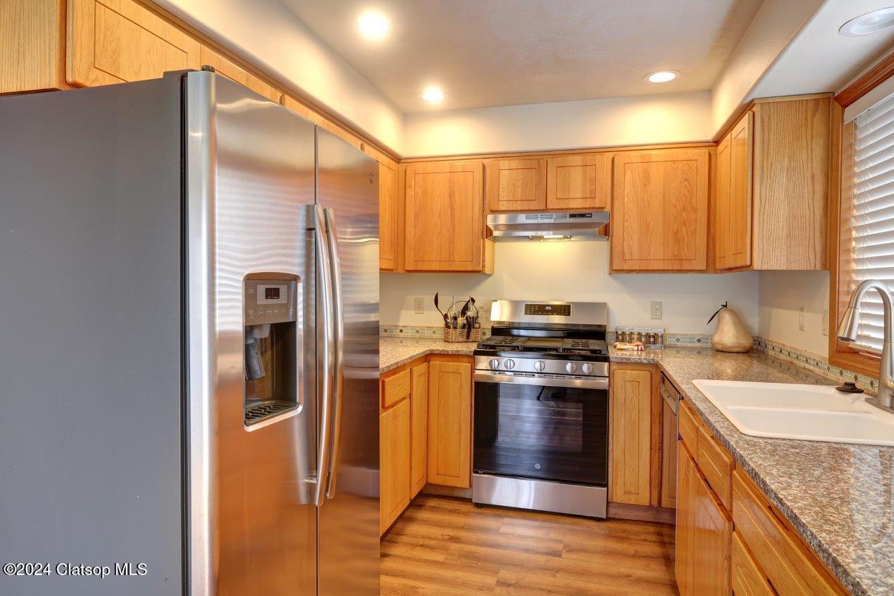 307 Avenue C Property Photo 11