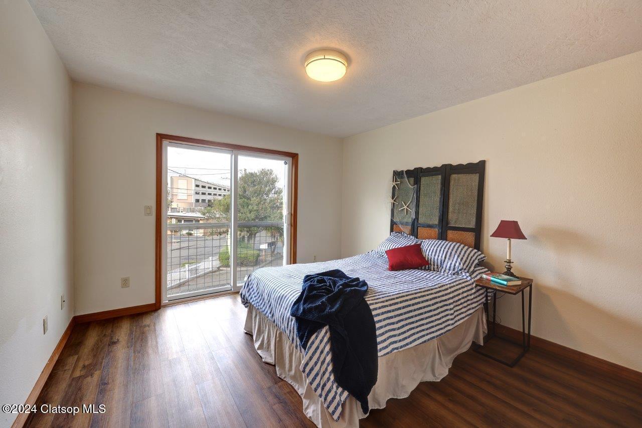 307 Avenue C Property Photo 18