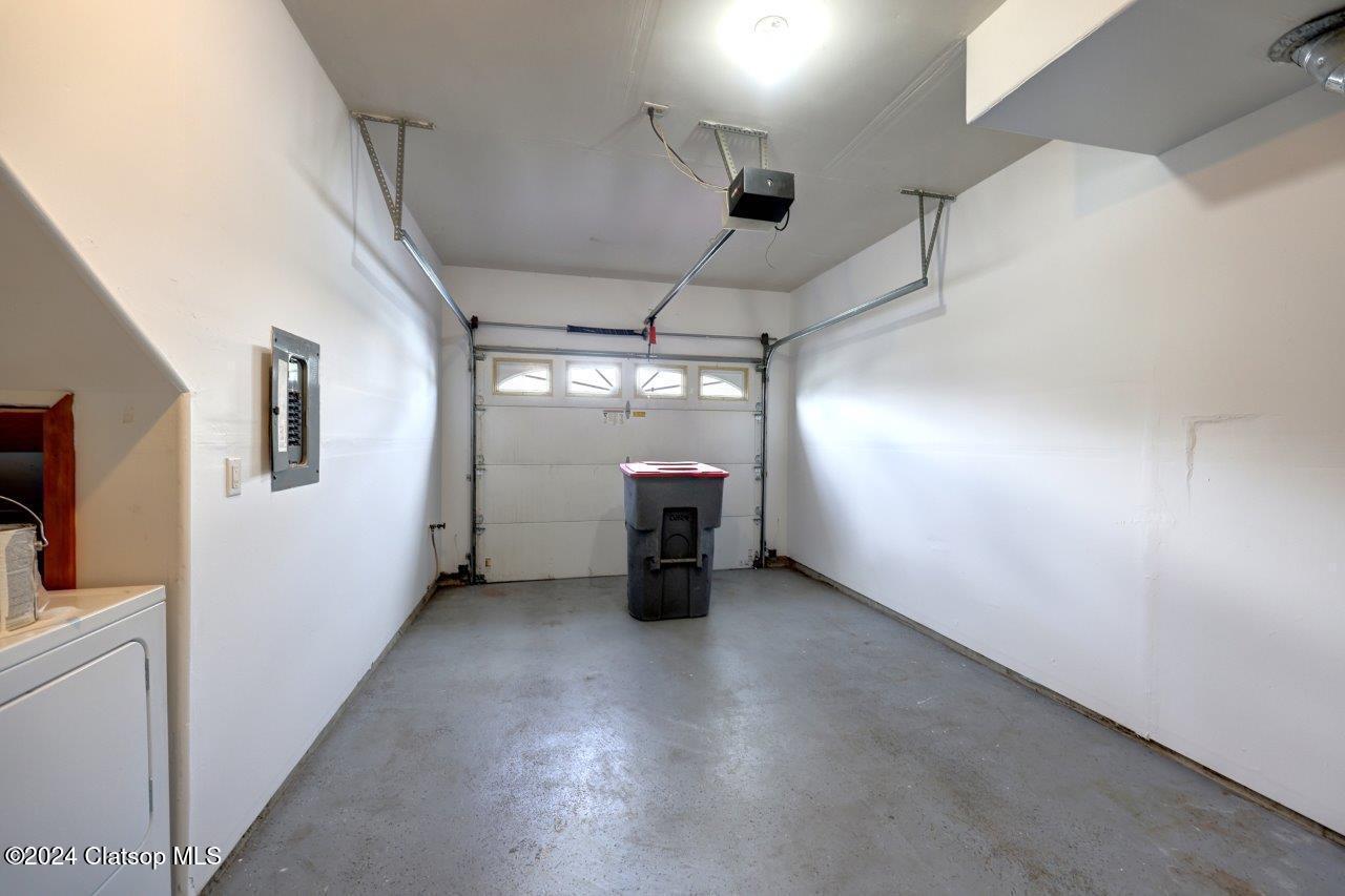 307 Avenue C Property Photo 21