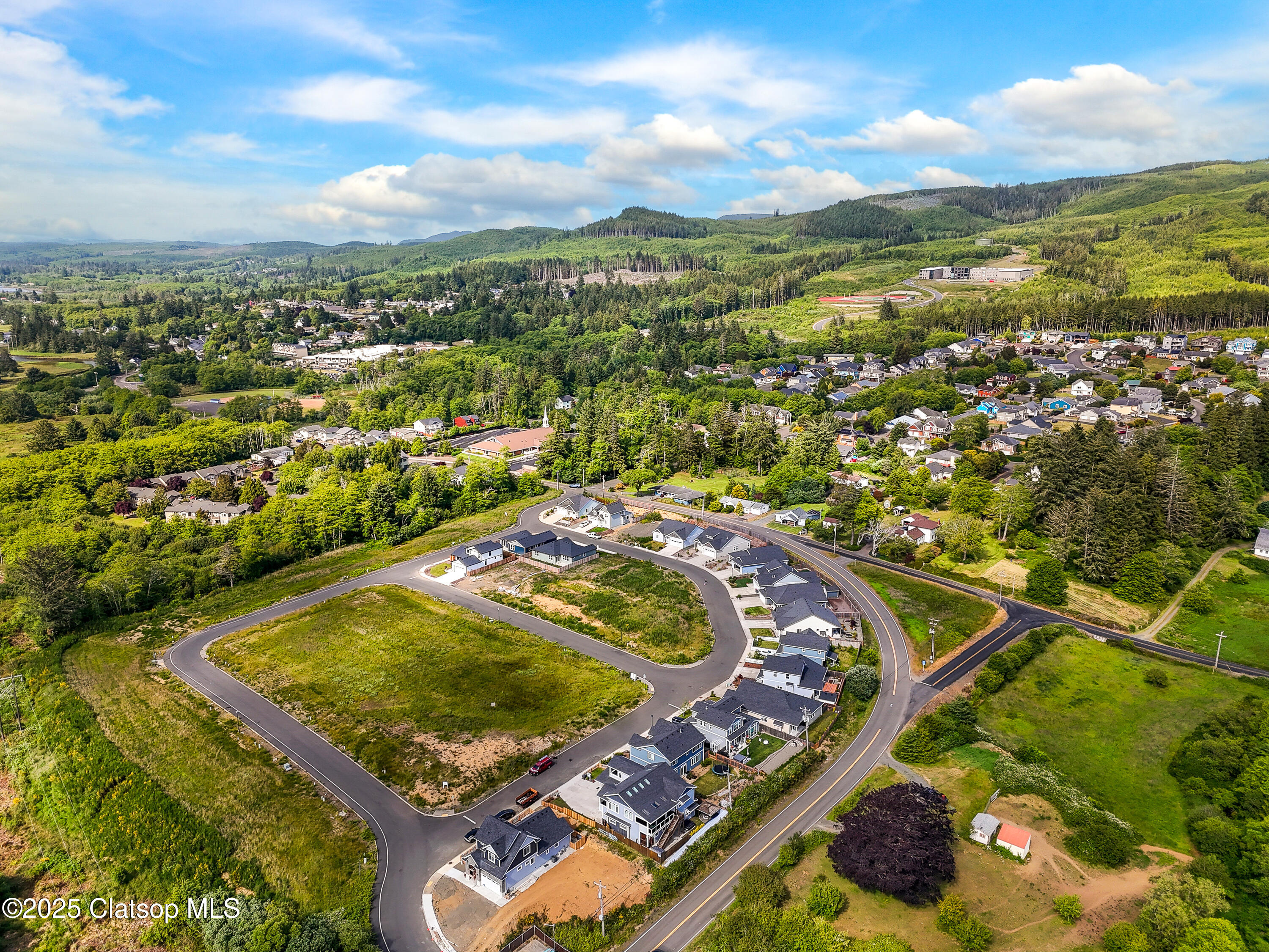 1239 Seabright Way Property Photo 6