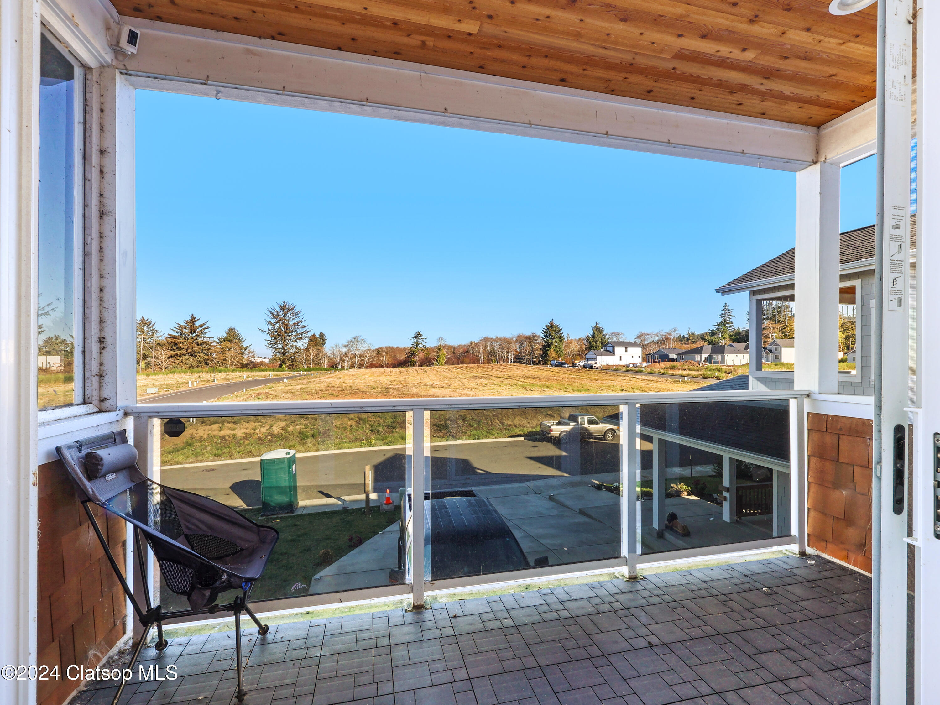 1239 Seabright Way Property Photo 29