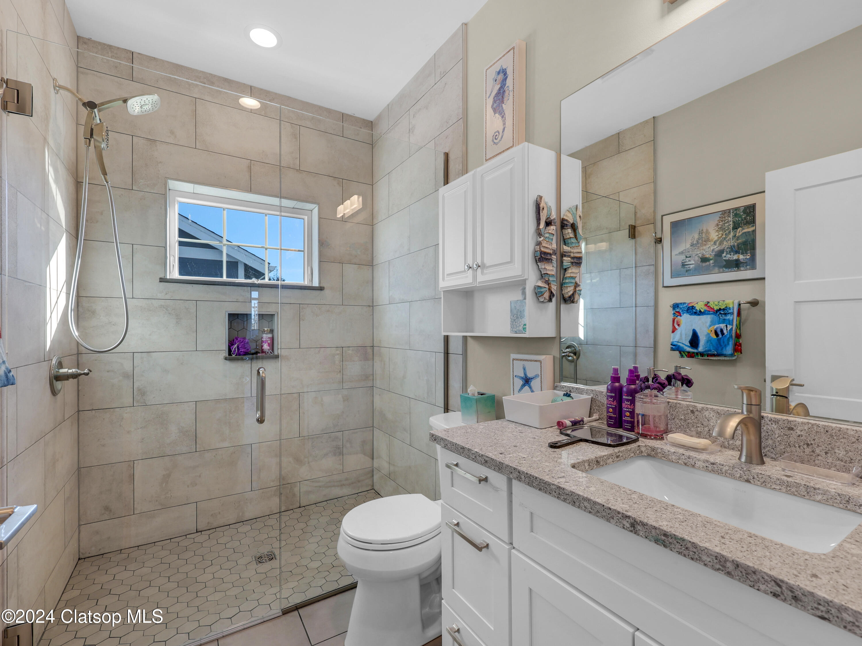 1239 Seabright Way Property Photo 37