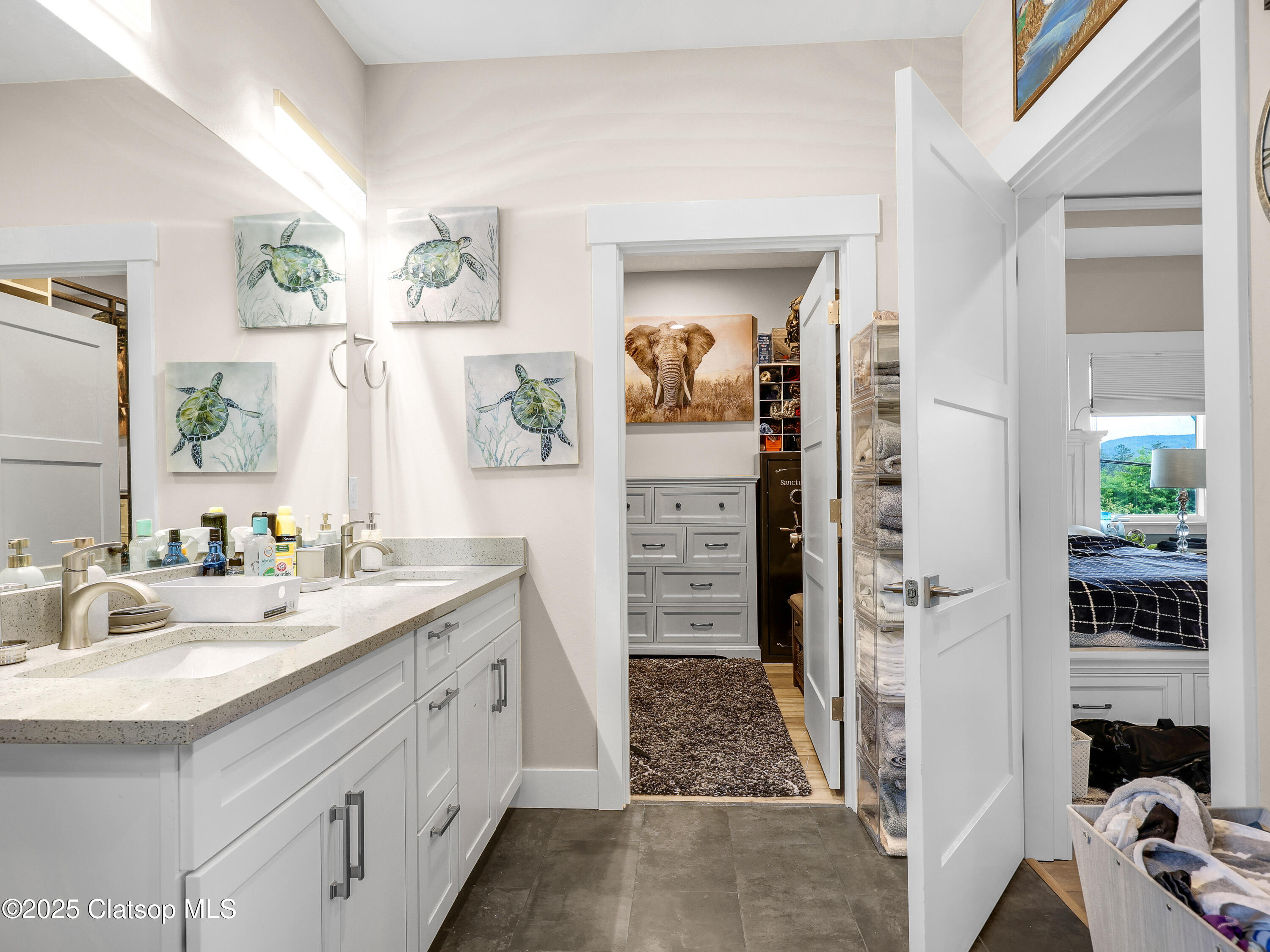 1239 Seabright Way Property Photo 40