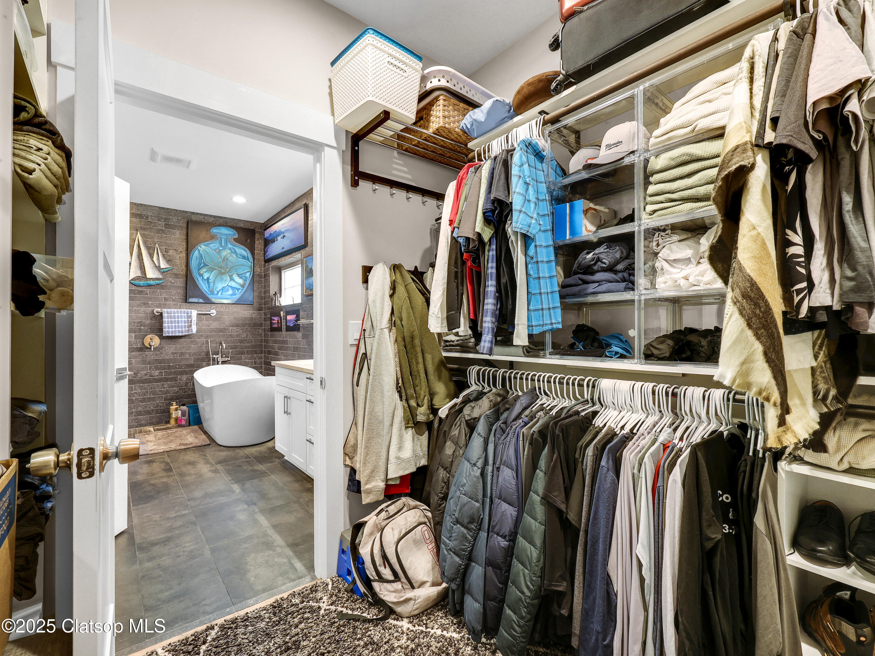 1239 Seabright Way Property Photo 41