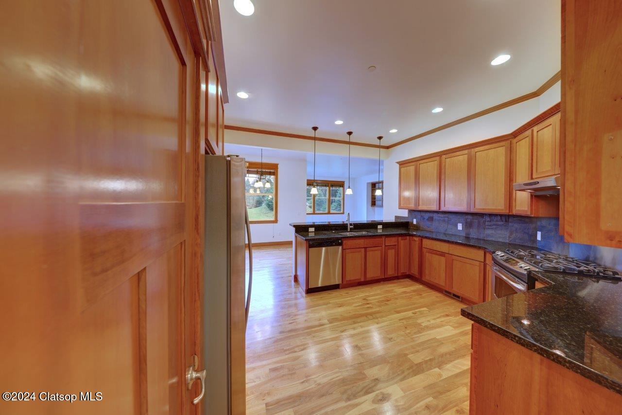 1553 Sw Pine Drive Property Photo 19