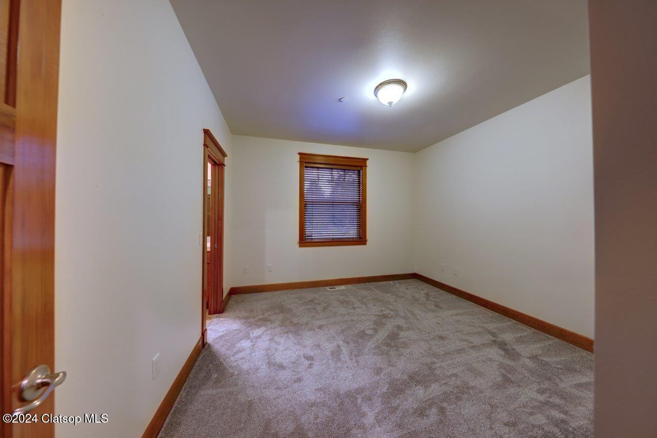 1553 Sw Pine Drive Property Photo 30