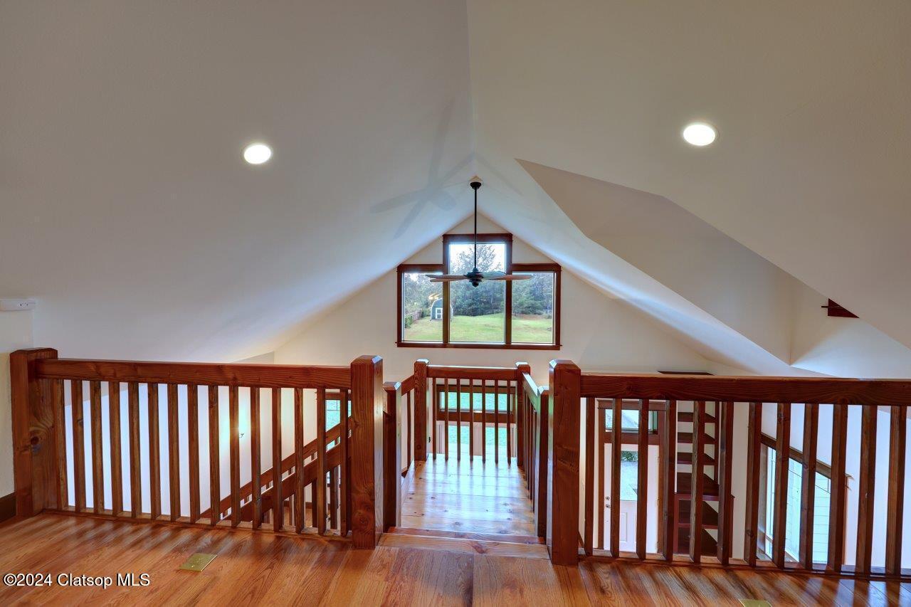 1553 Sw Pine Drive Property Photo 45