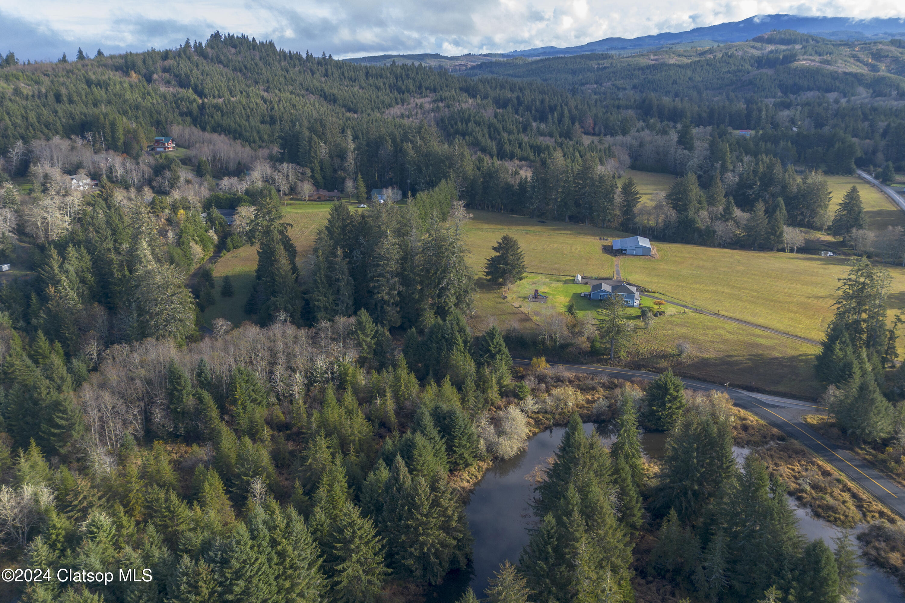 V/l Walluski Loop Property Photo 5