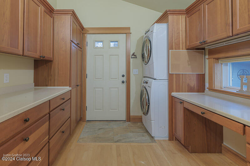 285 23rd Street Property Photo 24