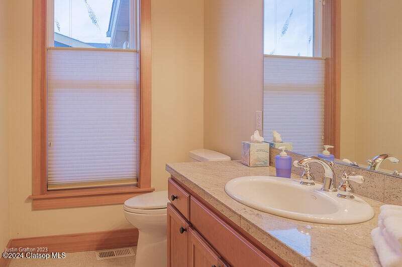 285 23rd Street Property Photo 28