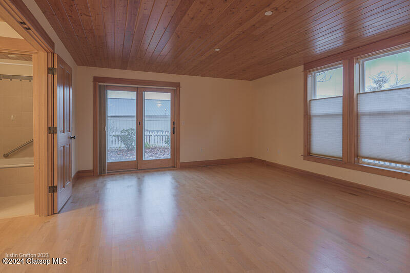 285 23rd Street Property Photo 29