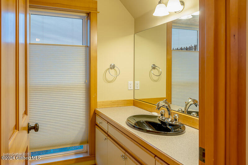 285 23rd Street Property Photo 54