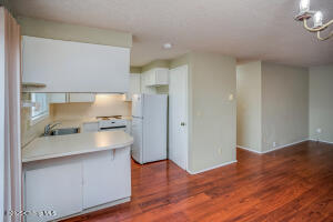840 Holladay Drive #8 Property Photo 13