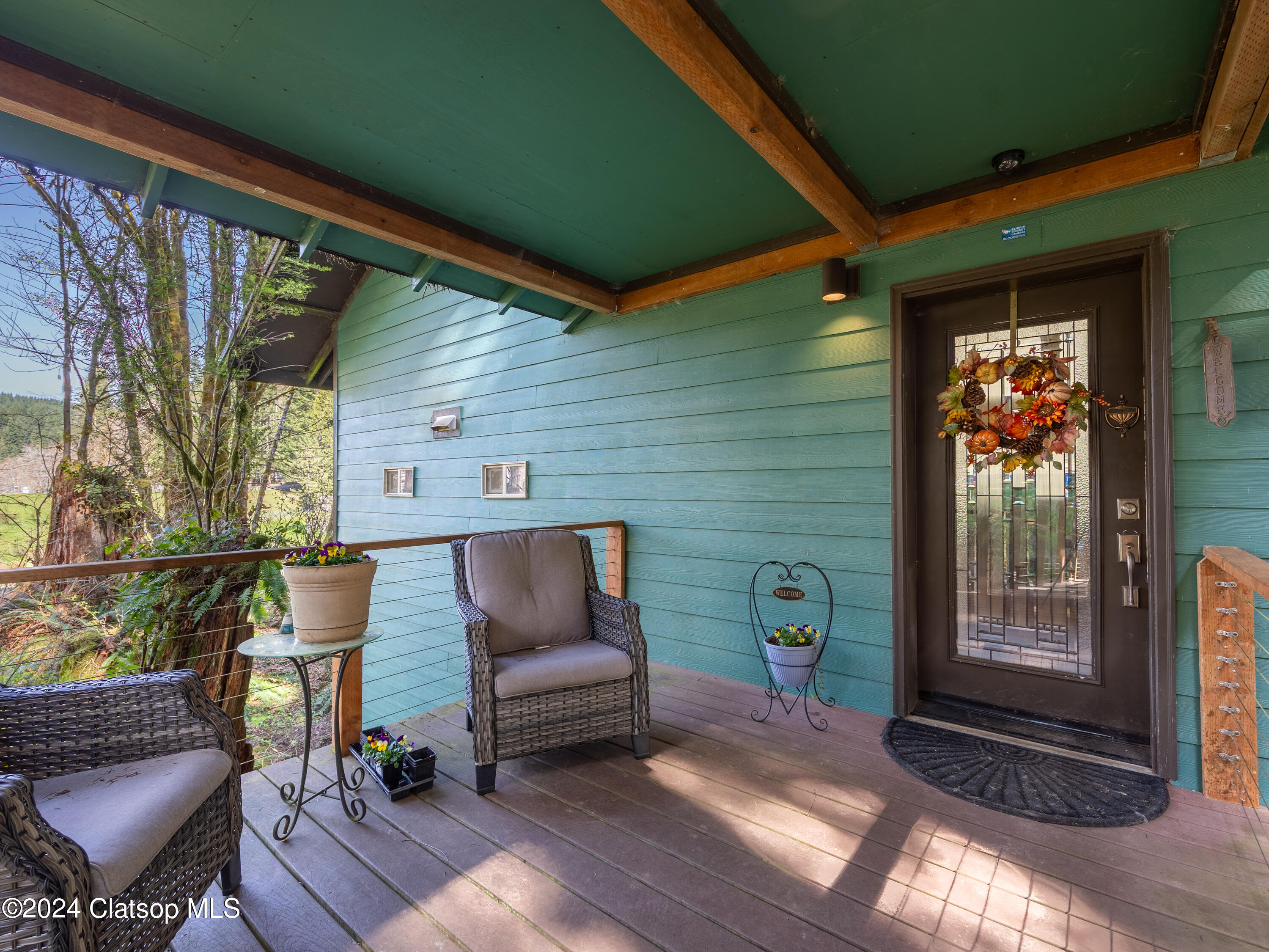 71257 Northshore Drive Property Photo 3