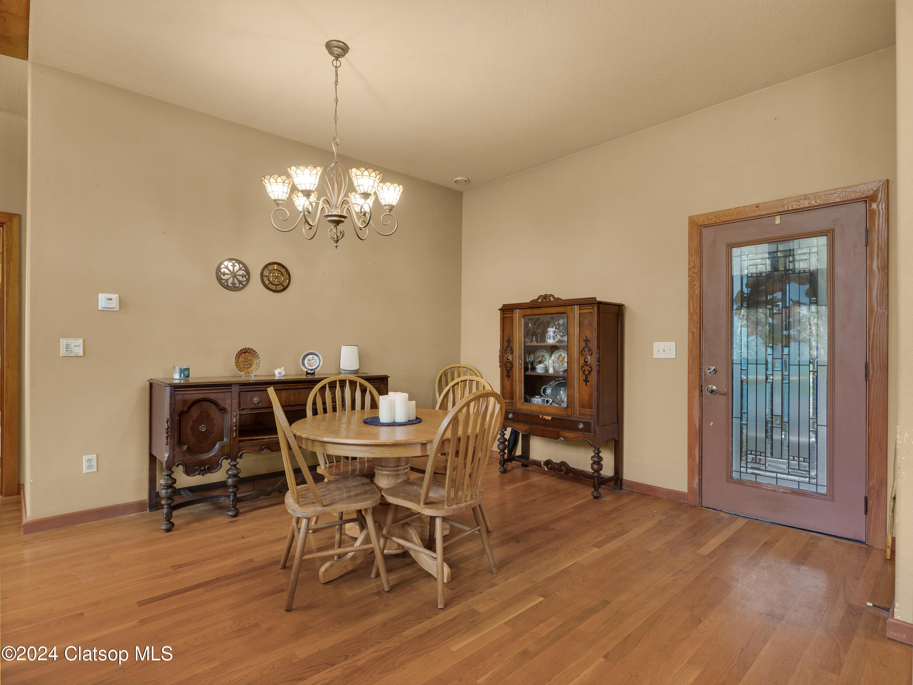 71257 Northshore Drive Property Photo 6
