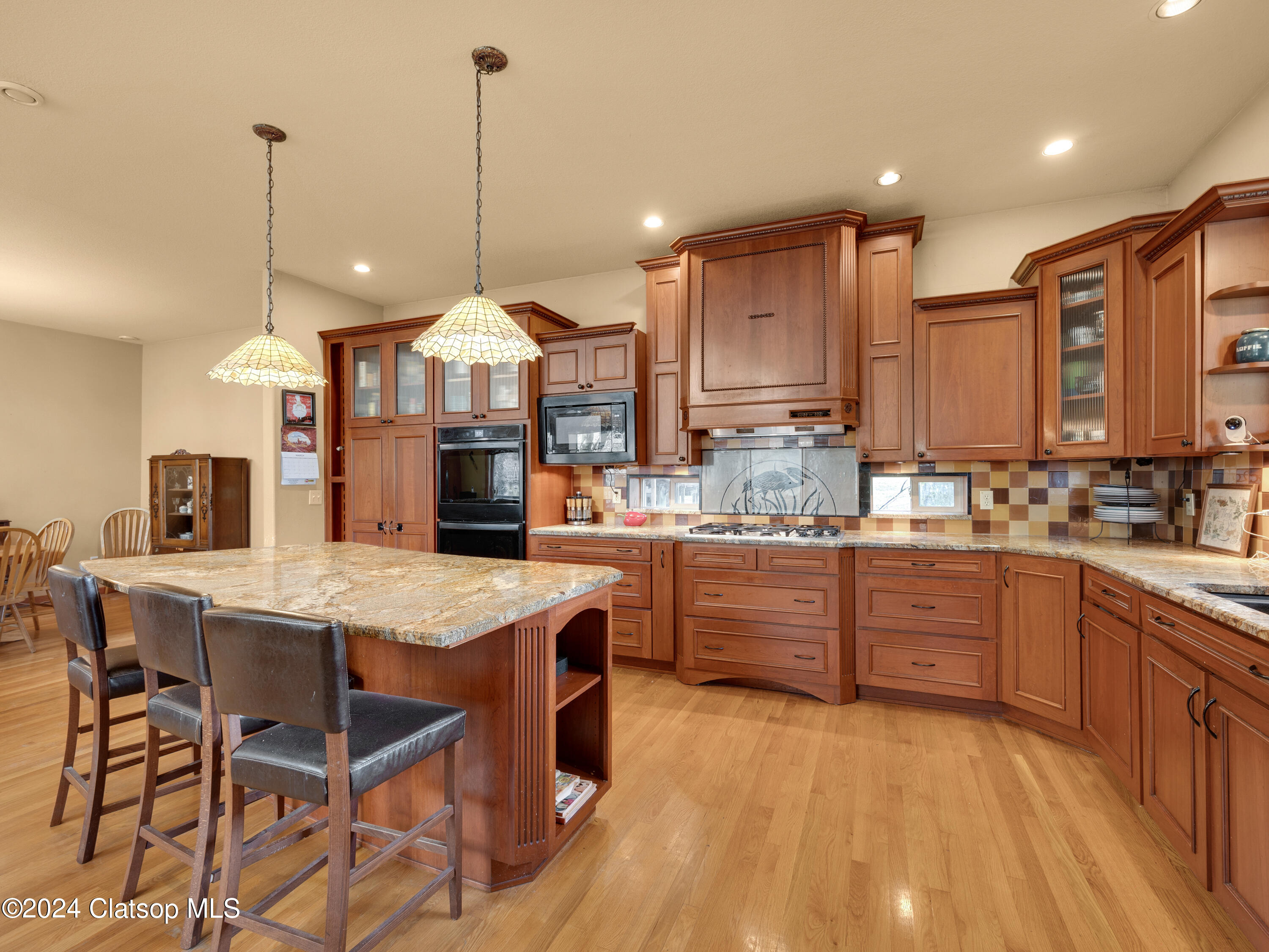 71257 Northshore Drive Property Photo 15